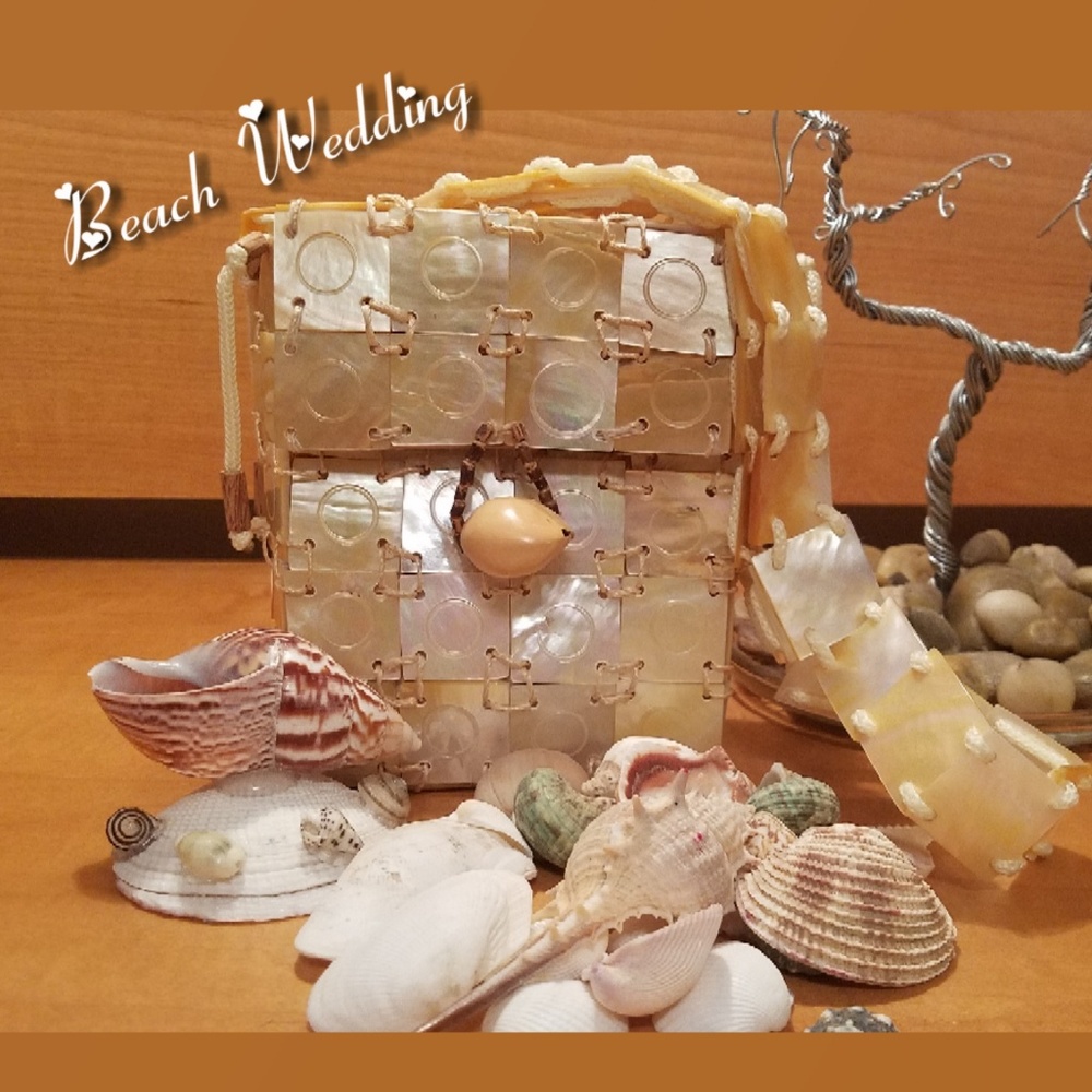 Oyster 🐚 Shell Purse - Picture 3 of 6